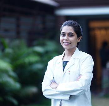 Dr. Karmanya Ayurveda Consulting Vaidya